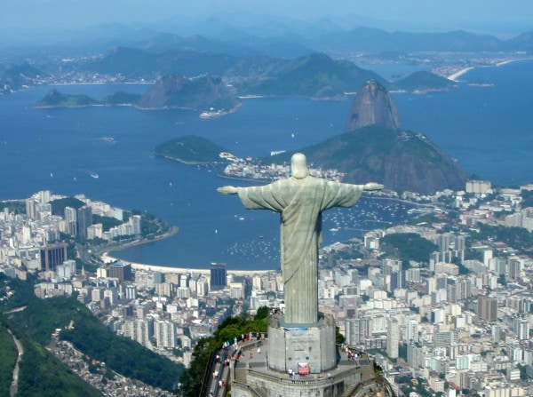 Cristo de Corcovado e Bahia de Guanabara RJ Brasil