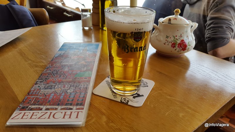 Cerveza_en_Barcito_en_Amsterdam