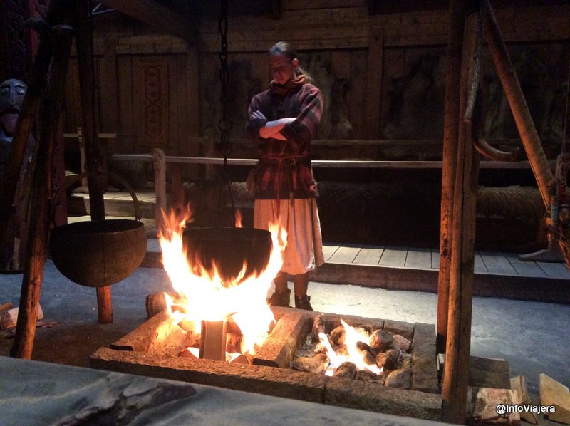 noruega_islas_lofoten_museo_vikingo_fuego_caldero_comida