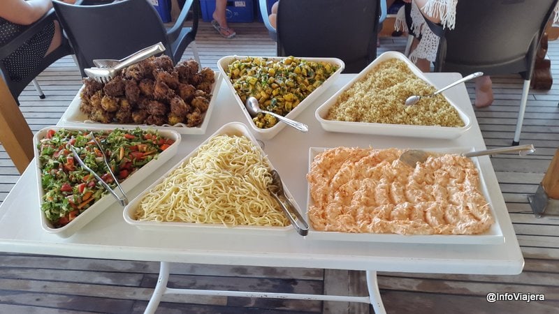 turquia_fethiye_navegacion_goleta_comida_a_bordo