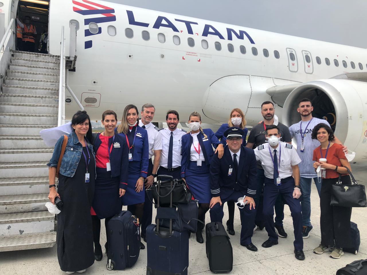 LATAM trajo 3.300 personas de regreso a Argentina en un día - Info Viajera