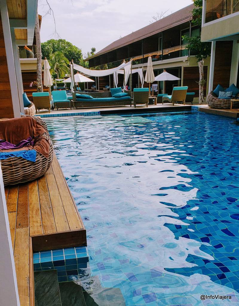 Tailandia, Isla Koh Lipe, Piscina con acceso desde la habitación