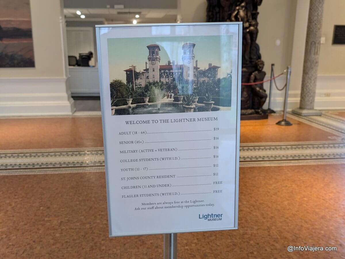 Precio de las entradas al Lightner Museum de St. Augustine, Florida, Estados Unidos
