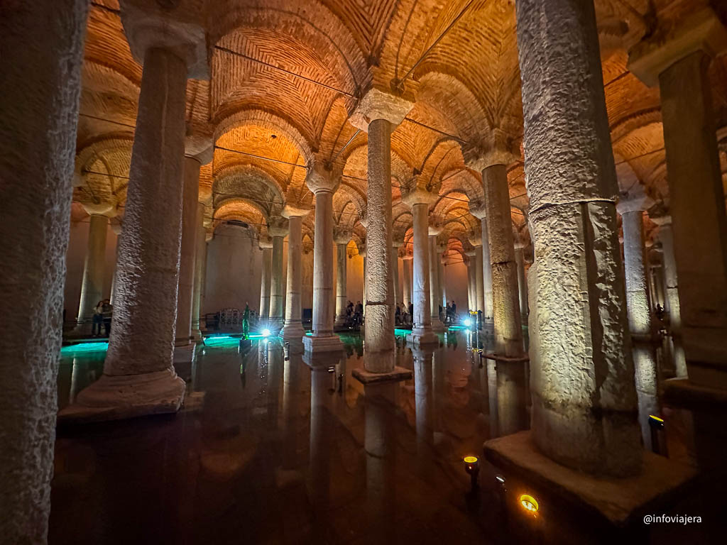 La Cisterna Bas lica De Estambul Turqu a Info Viajera la-cisterna-bas-lica-de-estambul-turqu-a-info-viajera