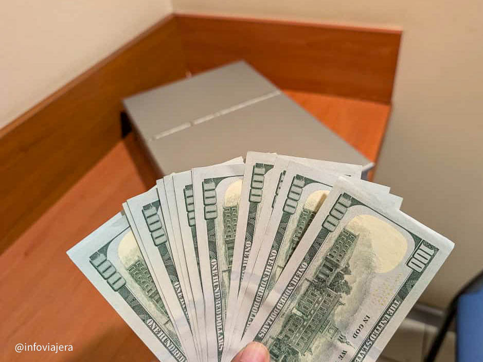 Dolares caja de seguridad